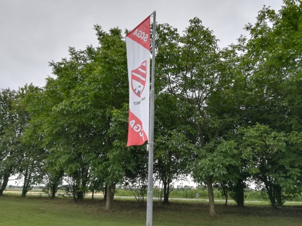 Neuer Fahnenmast & Vereinsfahne