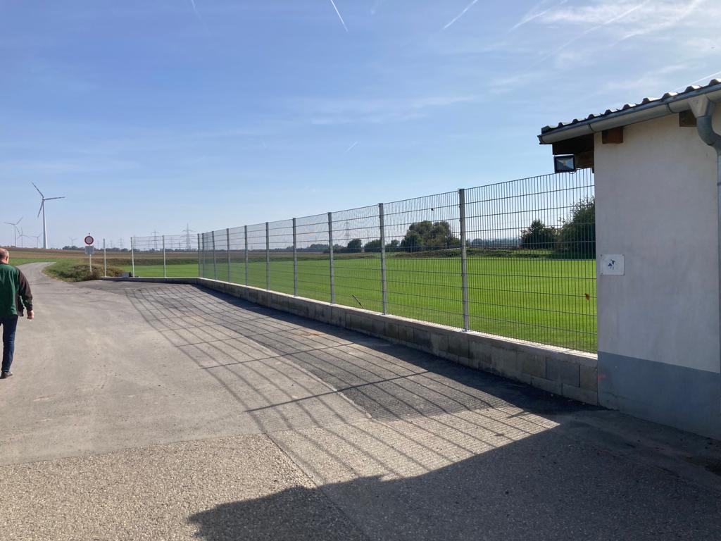 trainingsplatz-neu-zaun2